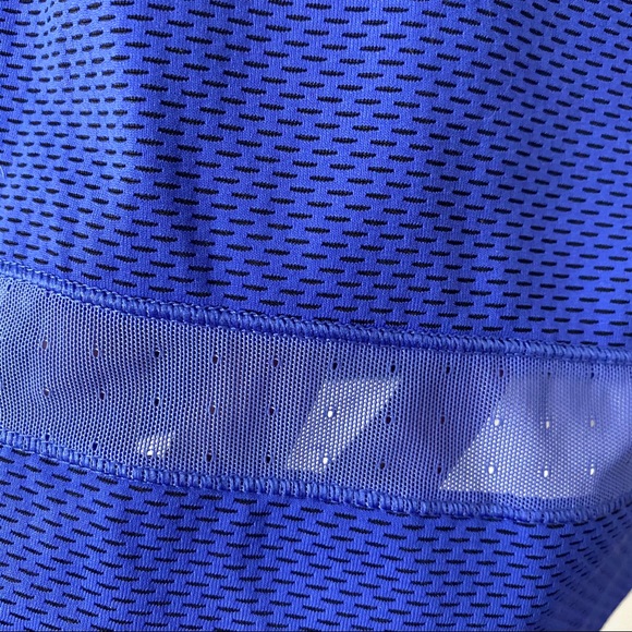 Lolë Zaire Top - Picture 6 of 7